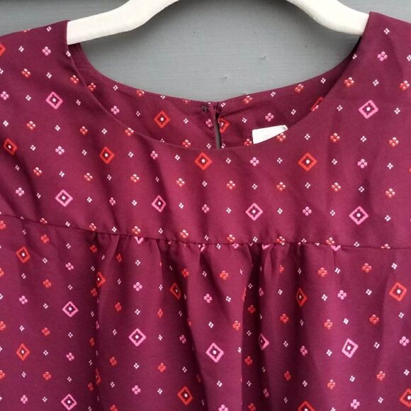 Gap Burgundy Peasant top Size Medium - Picture 12 of 12
